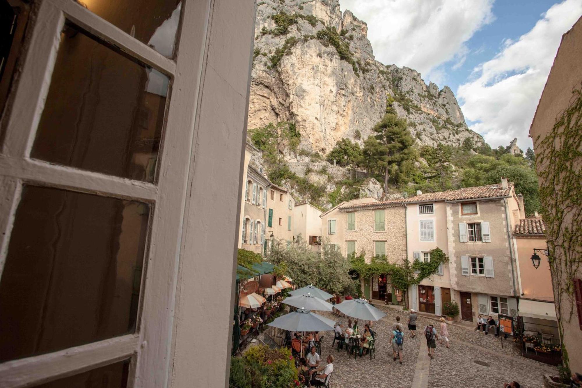 La Bonne Etoile - The Good Star Daire Moustiers-Sainte-Marie Oda fotoğraf