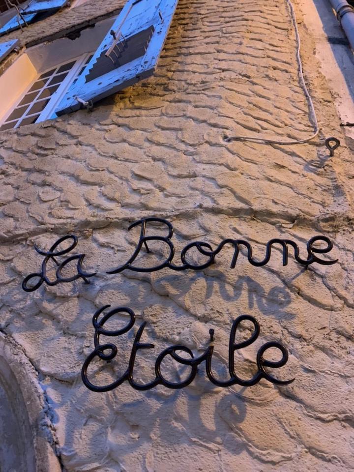 La Bonne Etoile - The Good Star Daire Moustiers-Sainte-Marie Dış mekan fotoğraf